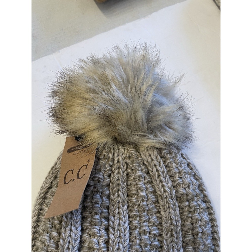 NWT C.C. Beanie Women Cable Knit Faux Fur Pom Fuzzy Lined Taupe Gray OS - Picture 5 of 7